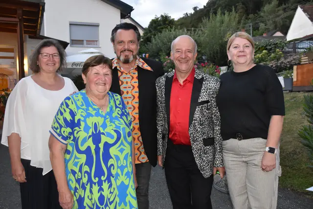 Musikkabarett vom Feinsten gab es bei Aloisia Mehlspeis und Kaffeestubn in Badersdorf: Daniela Muhr, Aloisia Bischof, Werner Auer, Andy Lee Lang, Romana Latzko | Foto: Michael Strini