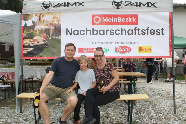 Freude bei den Gewinnern des MeinBezirk-Nachbarschaftsfests. | Foto: René Lederer