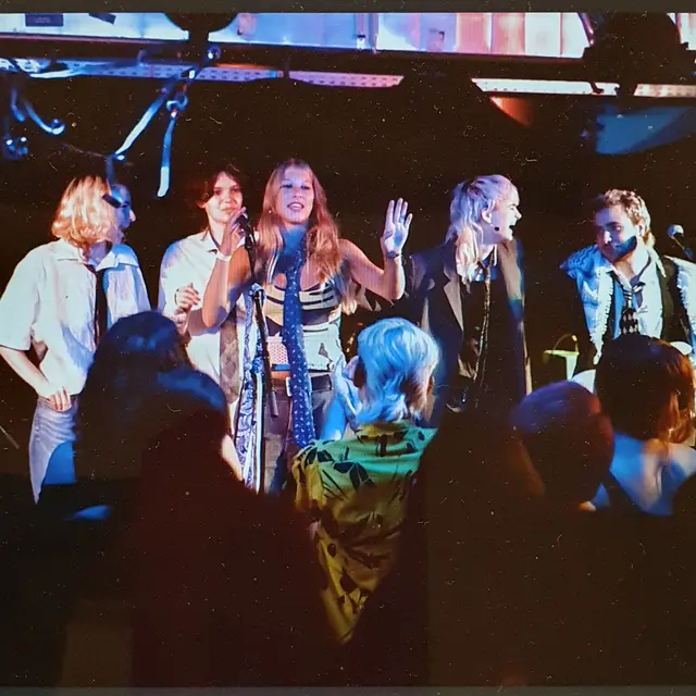 Zufällig zusammengefunden, um miteinander mit viel Spaß Neues zu schaffen | Foto: Eva Gabriel