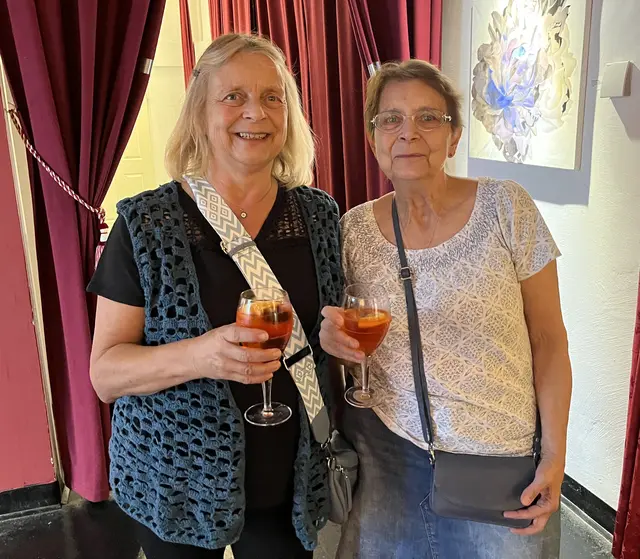 Irene Abel, Marion Polak genießen den vielfältigen Konzertabend | Foto: Franziska Führer