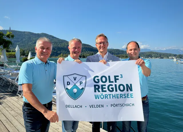 Markus Galli (GC Moosburg), Gerd Bacher (Vizepräsident KGC Dellach), Peter Peschel (Tourismus Wörthersee-Rosental) und Otmar Jäger (GC Velden) stellen Golfregion Wörthersee vor – mit einer Mitgliedschaft kann man ab kommender Saison an drei Anlagen golfen. | Foto: MeinBezirk/Stephan Fugger