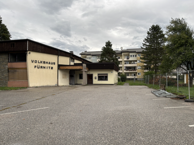 Ein Wiederaufbau vom Volkshaus ist nicht vorgesehen. | Foto: MeinBezirk.at