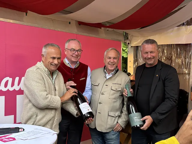 Volksfest-Weine und Sekte | Foto: Schütz