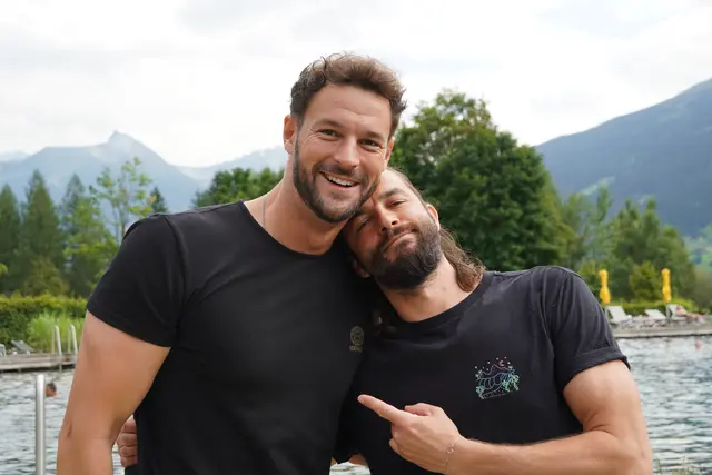 Die zwei sympathischen Musiker Paul Pizzera und Otto Jaus nahmen sich vor ihrem Auftritt in Bad Hofgastein Zeit für ein Interview. | Foto: Nicole Hettegger