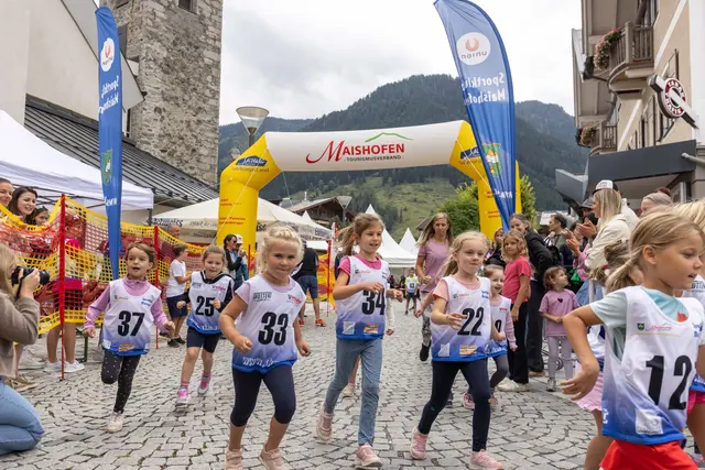 Mehr als 120 Kinder nahmen am beliebten Kinderlauf teil. | Foto: Nikolaus Faistauer Photography