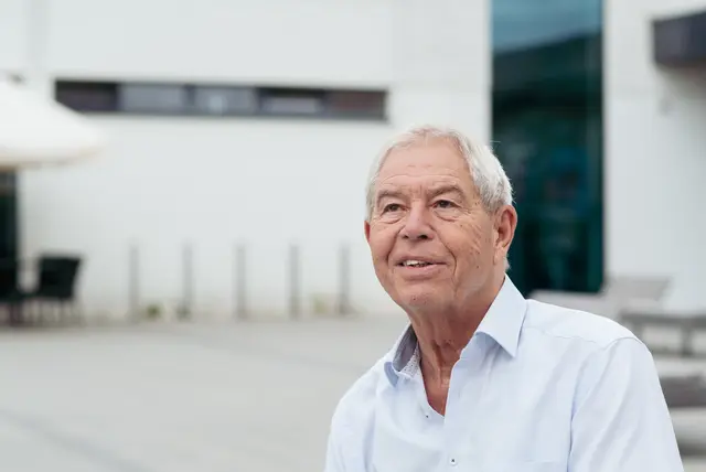 Der Ternitzer genießt es als Ein-Mann-Band zu unterhalten. Am 13. September ist es wieder so weit. | Foto: Santrucek