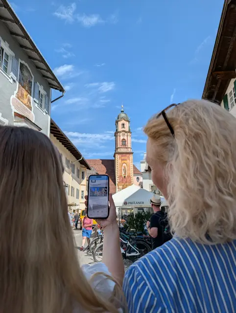 Es gibt bereits zwei Touren, bei denen Interessierte unabhängig von Öffnungs- oder Angebotszeiten individuell Mittenwald und seine Umgebung erkunden können.  | Foto: Isabell Prior