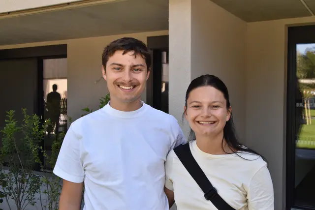 Alexander freut sich gemeinsam mit seiner Schwester Carina Hörmann auf die neue Starterwohnung. | Foto: NHT/Vandory/Kendlbacher