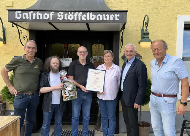 Georg Buchner, Robert Hermely, Michael Stöffelbauer, Martina Stöffelbauer, WK Leiter Andreas Geierlehner, Peter Schweinschwaller. | Foto: Stöffelbauer