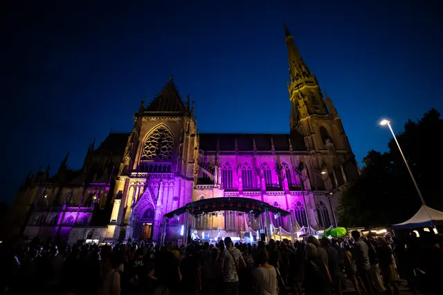 Am 3. September eröffnet das Ars Electronica Festival im Mariendom. Der Eintritt dazu ist frei. | Foto: Tom Mesic