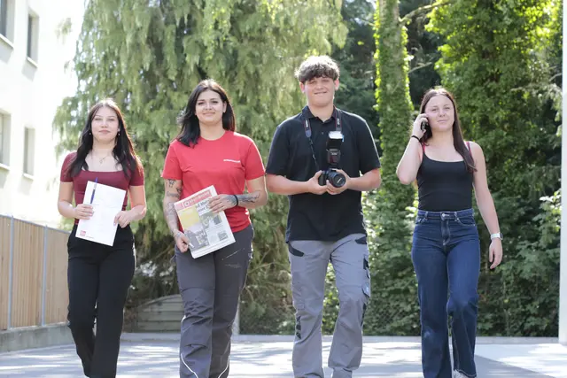 Die Lehrlingsredakteure 2025 von MeinBezirk Schärding: Saskia Kaiser, Claudia Maier, Alexander Spitzenberger und Leni Schatzberger