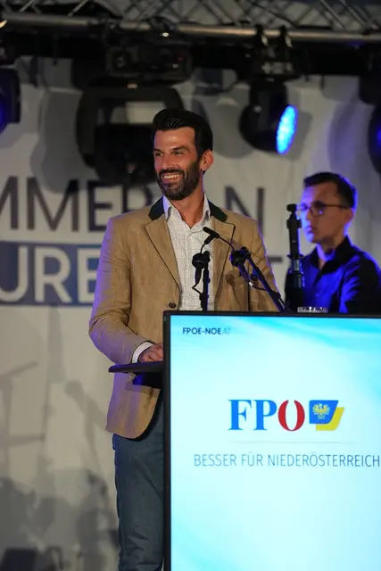 Udo Landbauer bei Rede | Foto: FPÖ