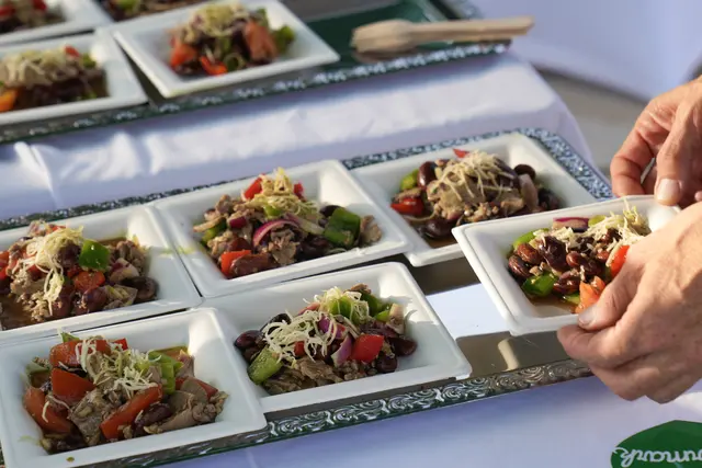 Vom Käferbohnensalat bis hin zu Vanilleeis mit Kürbiskernöl – die Steiermark wirbt aktuell um Gäste aus Norditalien.  | Foto: Markus Tischhart