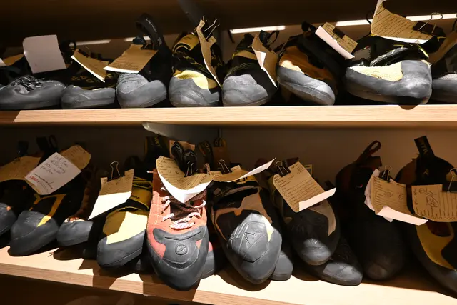 Frisch besohlt, sind die Schuhe wieder bereit für die nächste Route. | Foto: Königer
