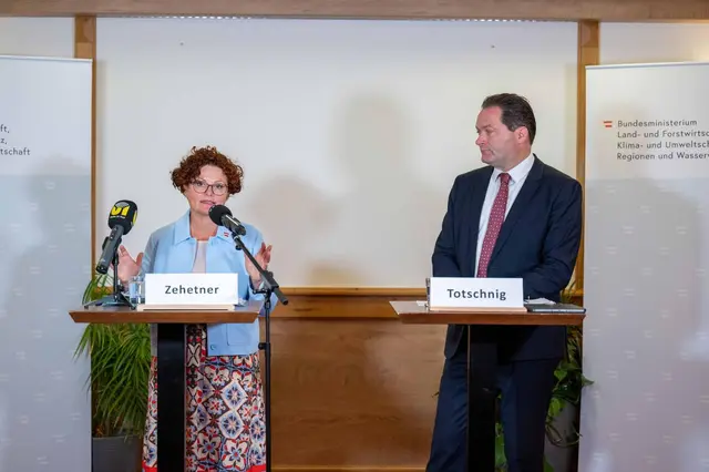 Bundesminister Norbert Totschnig und Energiesaatsekretärin Zehetner kündigt eine grundlegende Reform der Klimaförderungen an. | Foto: BMLUK