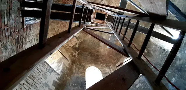 Die steilen Treppen zur Turmspitze. | Foto: Pfarre Hildegard Burjan