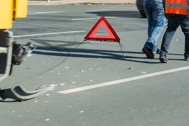 Von Breitenwang bis Scharnitz: Mehrere Verkehrsunfälle forderten Verletzte und zahlreiche Einsätze. | Foto: smarterpix