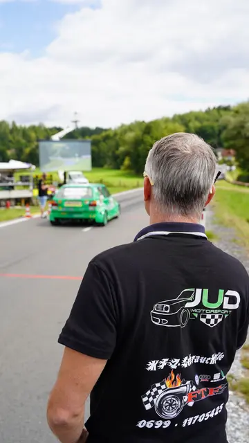 Werner Jud war nicht nur Veranstalter, sondern auch Teilnehmer und startete hier den ersten Rennlauf. | Foto: Jud Motorsport