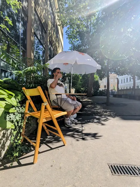 Der Sommerrastplatz bei der VHS am Arthaberplatz 18 | Foto: GB*