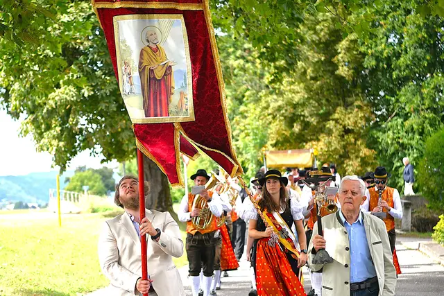 Der Umgang gab ein farbenprächtiges Bild ab | Foto: Josef Bodner