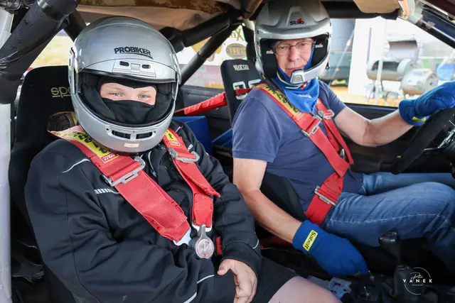 Kinder und Jugendliche hatten die einmalige Gelegenheit, echte Rallye-Legenden persönlich zu treffen und die Faszination Motorsport hautnah zu erleben. | Foto: Peter Vanek