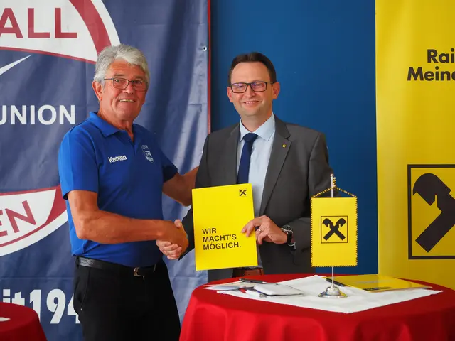 Die Raiffeisenbank unterstützt weiterhin die Leobener Handballer. | Foto: Gaube