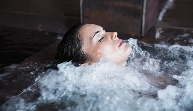 Der nasskühle Juli bescherte den burgenländischen Thermen viele Gäste. (Symbolbild) | Foto: panthermedia/Zahard