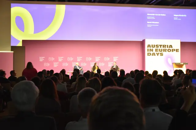 Ist Österreich für eine Aufgabe der Neutralität bereit? Diese und weitere Fragen wurden in der gemeinsamen Diskussion der beiden Präsidenten angesprochen. | Foto: Barbara Fluckinger