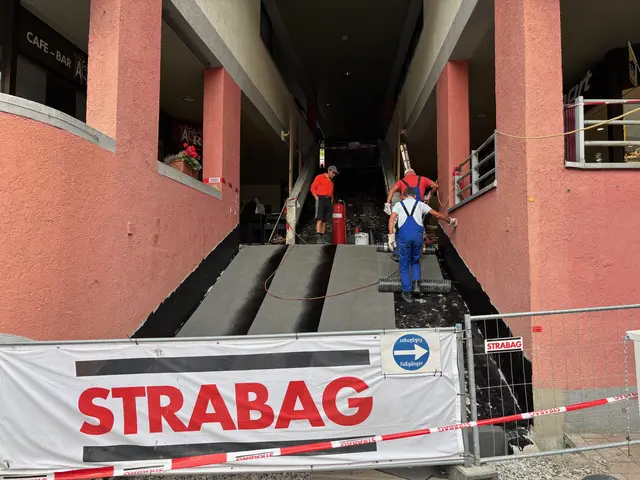 Unter anderem entstehen ein neuer Aufgang und ein neuer Vorplatz beim Eingang zum Theatersaal. | Foto: Kainz