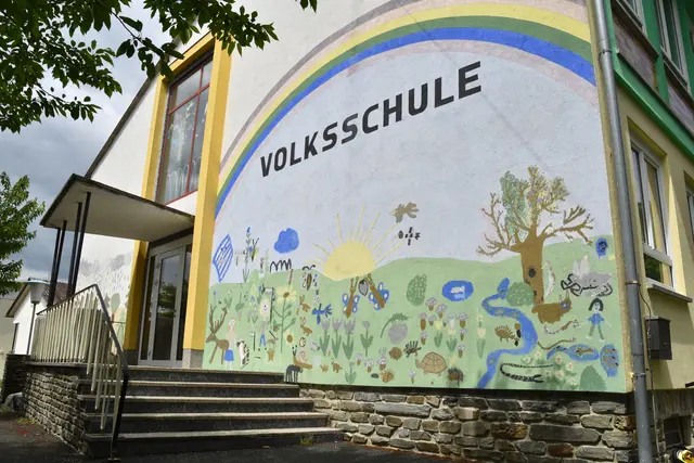 Die Volksschule Moschendorf musste dem Schülermangel Tribut zollen. Die Kinder werden nun in Eberau unterrichtet. | Foto: Martin Wurglits