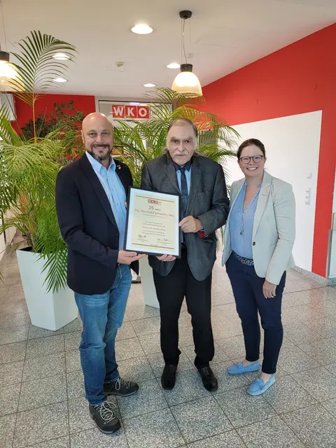 v.l. Martin Fürndraht, Bernhard Schaefer und Andrea Lautermüller. | Foto: WKNÖ