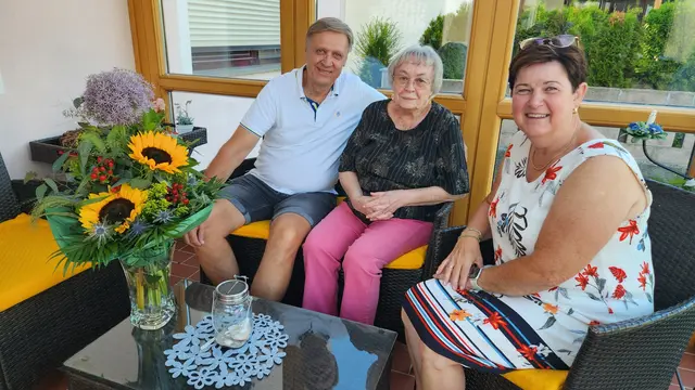 Felix Medwenitsch, Edith Medwenitsch, Karoline Gumpinger | Foto: Gemeinde Hof am Leithaberge
