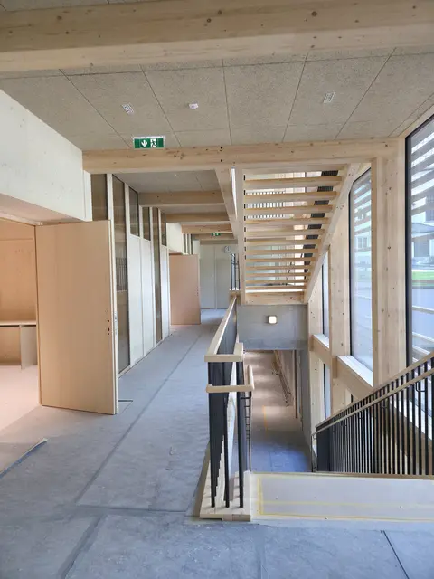 Die neue Volksschule bietet nun Platz für acht Klassenräume, zwei Gruppenräume sowie einen Bewegungsraum. | Foto: Gemeinde Annaberg-Lungötz