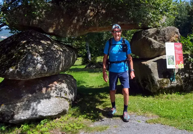 Durch das steinerne Tor