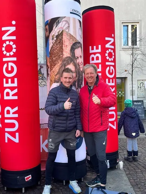 Das MeinBezirk-Team vor Ort: Philip Fürstaller und Roland Reischl.