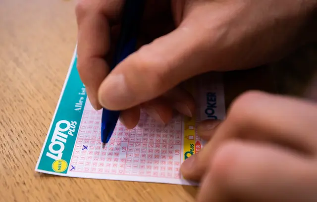 Unglaubliche 9,68 Millionen Euro wandern auf das Konto eines Oberösterreichers nach der Ziehung des Lotto-Siebenfachjackpots. Mit großer Wahrscheinlichkeit wird er sich in der Lotto-Zentrale am Rennweg jetzt beraten lassen. Denn auch frischgebackene Millionäre brauchen Unterstützung. (Archiv) | Foto:  GEORG HOCHMUTH / APA / picturedesk.com