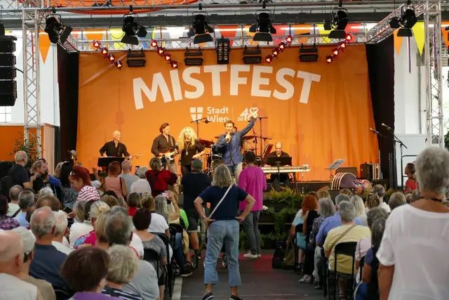 Die Showbühne wird wieder zum Anziehungspunkt für die Gäste am Mistfest. (Archivfoto) | Foto: Erwin Graf