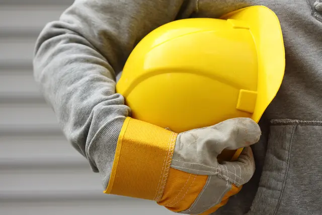Tragischer Arbeitsunfall: Ein 54-jähriger Deutscher wurde in Oberpinswang von einem Baum tödlich getroffen. (Symbolbild) | Foto: smarterpix