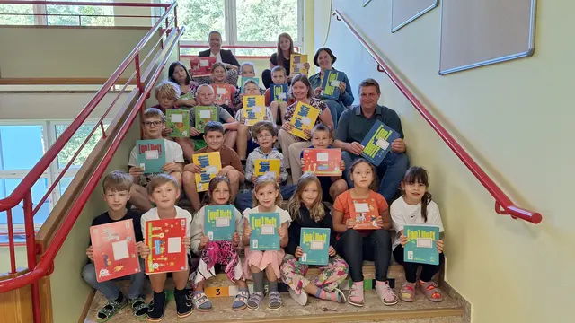 Bunte Runde: Eine Erstausstattung mit Schulheften macht in St. Stefan ob Stainz Gusto auf den Start in das Schuljahr. | Foto: MG St. Stefan ob Stainz