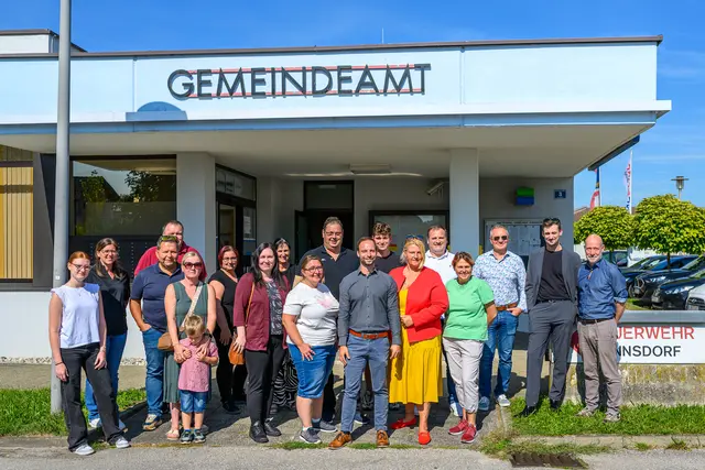 Das Ennsdorfer Gemiendeamt befindet sich übergangsmäßig im Gebäude der ehemaligen Sprakasse | Foto: Wolfgang Simlinger