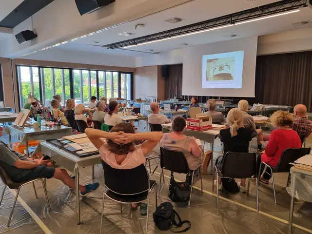 Ein Fortbildungsabend mit Vortrag zum Thema Editionen von Mag. Anna Ebner-Quadri (IG Kunst)  | Foto: TYPOS