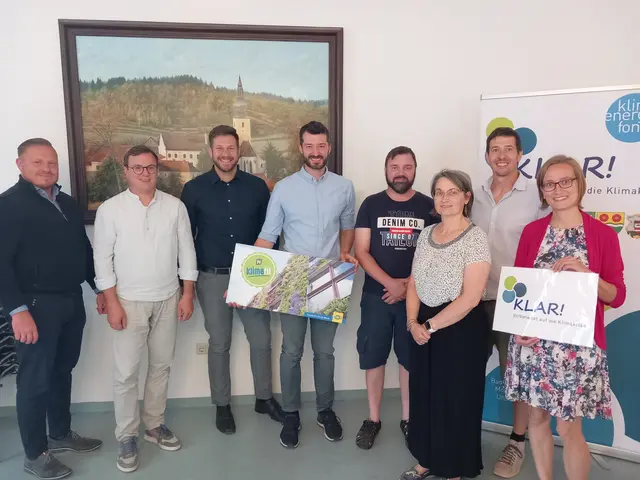 Michael Stur (Elementarschaden Präventionszentrum OÖ), Andreas Schäfer (Amtsleiter), Christoph Epp (Elementarschaden Präventionszentrum NÖ), Gabriel Lang (Energie- und Umweltagentur des Landes NÖ), Florian Wandl (Gemeinderat), Elisabeth Wachter (Bürgermeisterin), Christoph Sulzbacher (geschf. Gemeinderat) und Maria Grübl (KLAR! Lainsitztal). | Foto: KLAR! Lainsitztal