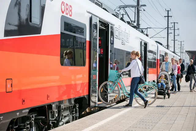 Der große VCÖ-Bahntest 2025 zeigt eine grundsätzliche Zufriedenheit und Reisebereitschaft mit den Zugangeboten. (Symbolfoto) | Foto: ÖBB/Eisenberger