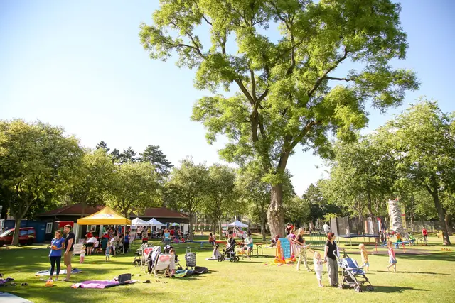 Der Währinger Park lädt am Freitag, 5. September, zum Sommerfest ein. Organisiert wird es vom Jugendtreff Währing in Kooperation mit vielen Partnern. | Foto: Christian Fürthner