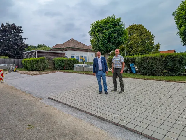 Für Entlastung und Sicherheit: Gerald Höchtel und Martin Mühlbacher (beide ÖVP). | Foto: Marktgemeinde Sieghartskirchen
