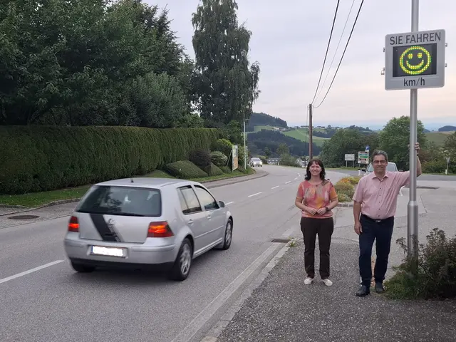 Bürgermeisterin Barbara Payreder und Vizebürgermeister Manfred Nenning setzten sich für mehr Verkehrssicherheit ein. | Foto: Robert Zinterhof