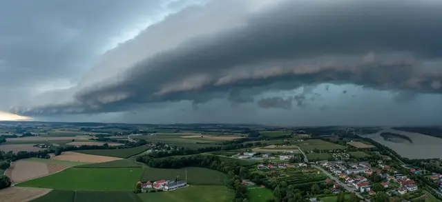 Nach einem extrem heißen Juni folgte ein kühler und regnerischer Juli. Insgesamt war der Sommer zu warm, es wurden deutlich mehr Hitzetage verzeichnet als im Mittel der letzten 30 Jahre. | Foto: Doms