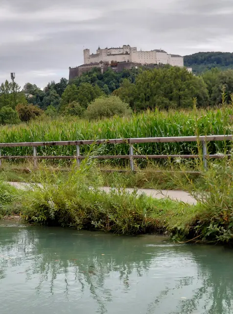 Am Almkanal  | Foto: H.Bachinger