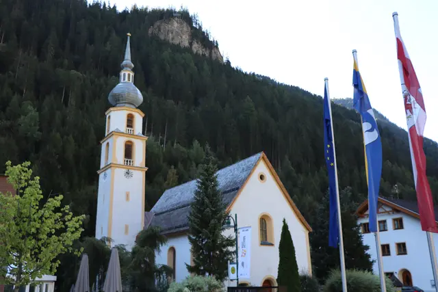 Pfarrkirche Heiligste Dreifaltigkeit in Feichten. | Foto: Othmar Kolp