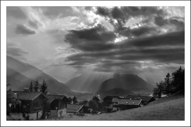 Bild 1207: Blick von Mösern hinab in das Inntal bzw. auf Telfs | Foto: © by Ing. Günter Kramarcsik